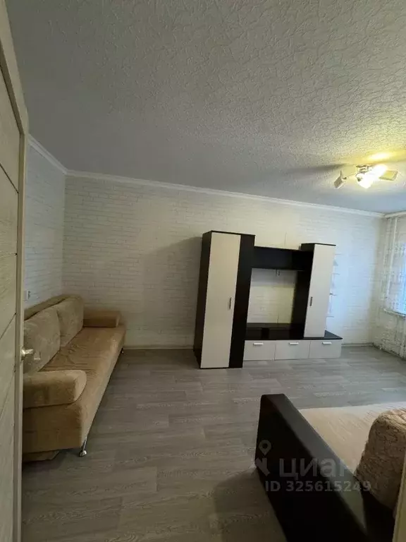 1-к кв. Татарстан, Казань ул. Адоратского, 28 (35.0 м) - Фото 1