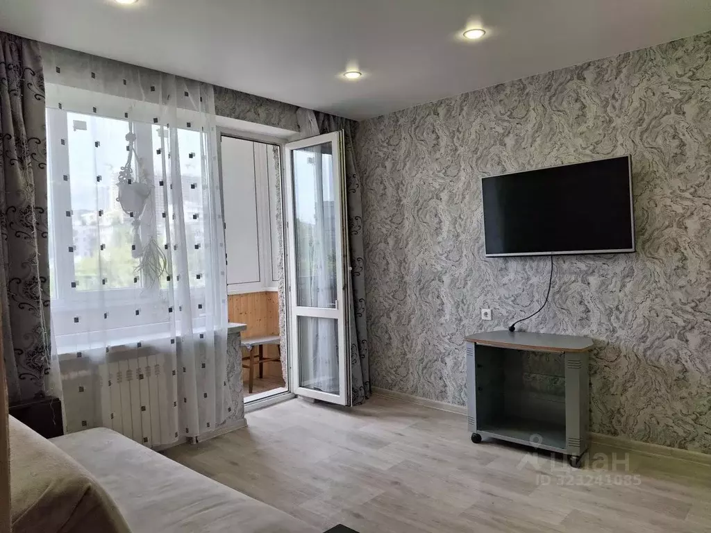 2-к кв. Краснодарский край, Новороссийск ул. Куникова (30.3 м) - Фото 0