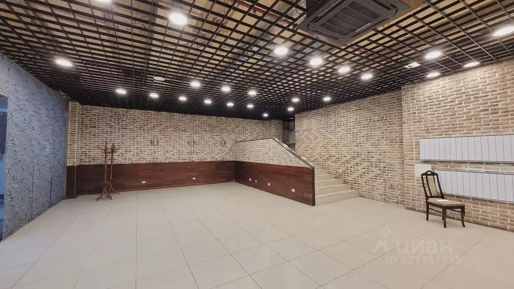 Помещение свободного назначения в Свердловская область, Екатеринбург ... - Фото 1