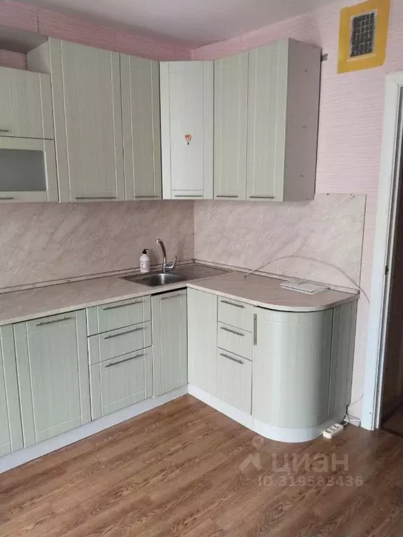 1-к кв. Псковская область, Псков Звездная ул., 21 (38.0 м) - Фото 0
