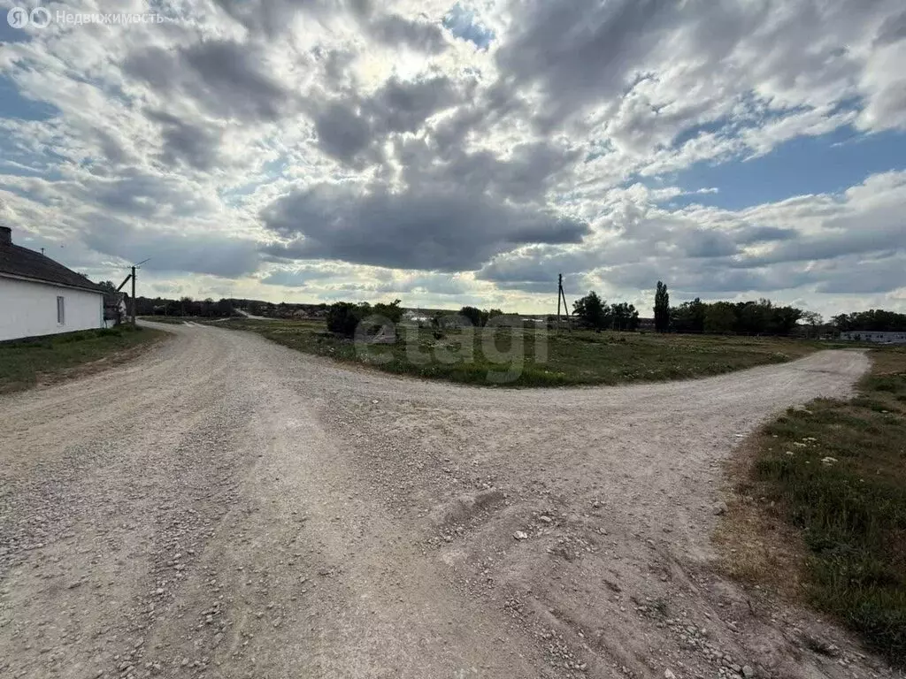 Участок в село Цветочное, Школьная улица (11.16 м) - Фото 1