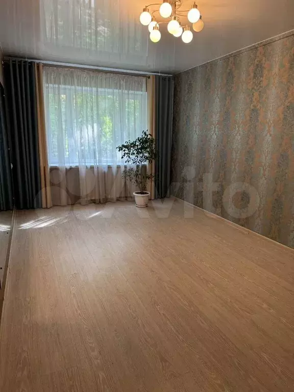 2-к. квартира, 45 м, 2/5 эт. - Фото 0
