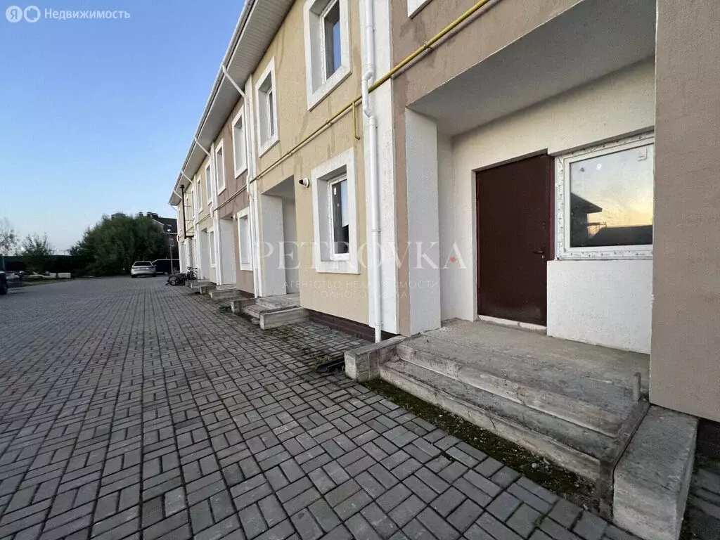 Дом в Московская область, городской округ Красногорск, деревня ... - Фото 1