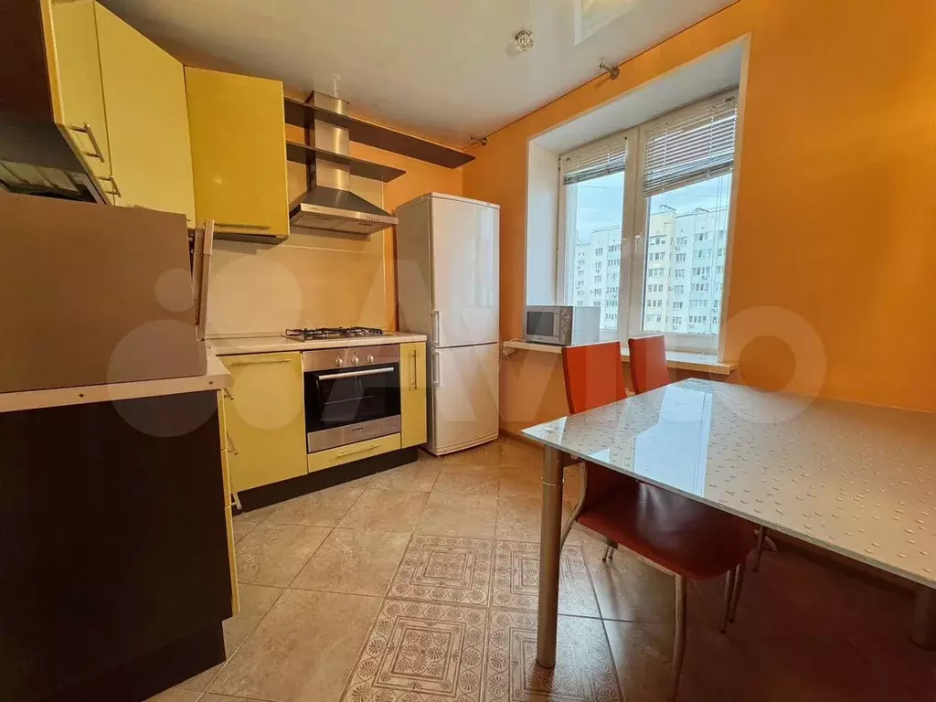 2-к. квартира, 60 м, 10/10 эт. - Фото 0