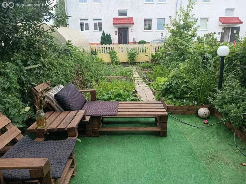 3-комнатная квартира: Зеленоградск, Звёздная улица, 2 (85 м) - Фото 1