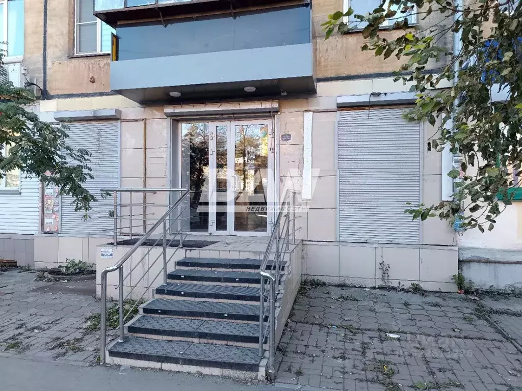 Торговая площадь в Челябинская область, Челябинск ул. Сталеваров, 26 ... - Фото 1