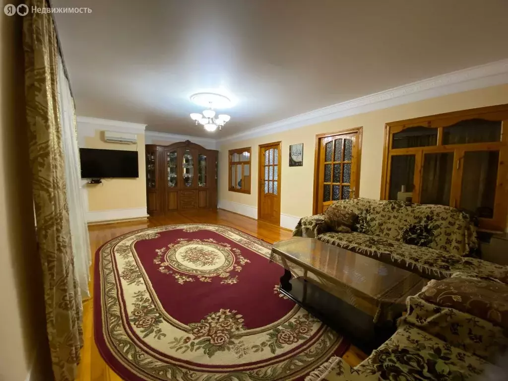 3-комнатная квартира: Дербент, улица Тахо-Годи, 10А (56.2 м) - Фото 0