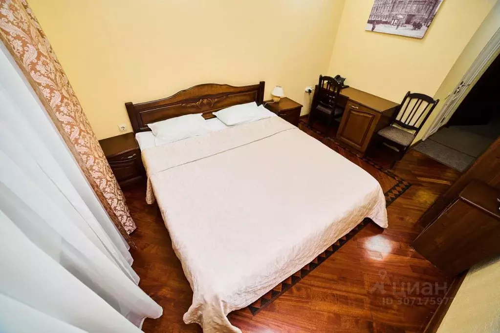 Комната Ульяновская область, Ульяновск ул. Радищева, 1 (18.0 м) - Фото 1