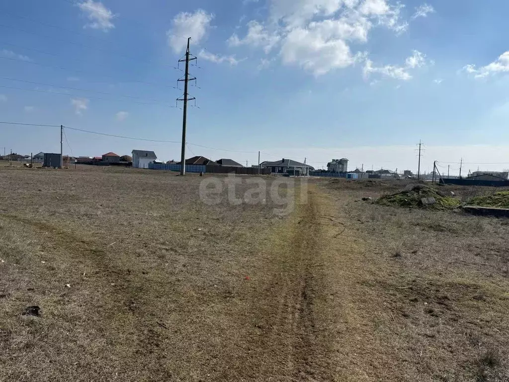 Участок в Крым, Сакский район, с. Уютное  (12.0 сот.) - Фото 1