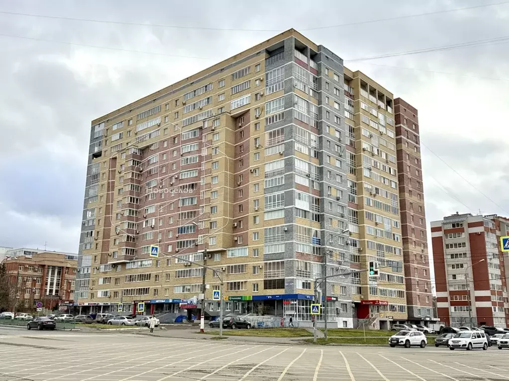 3-к кв. Мордовия, Саранск просп. 70 лет Октября, 77а (86.8 м) - Фото 1