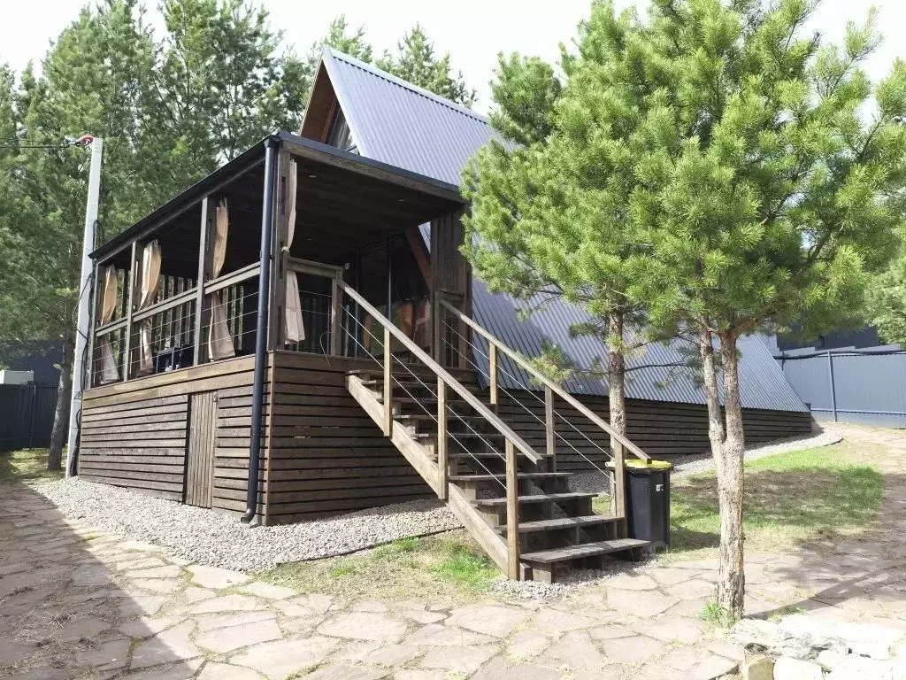 Дом в Красноярский край, Дивногорск городской округ, пос. Манский ул. ... - Фото 1