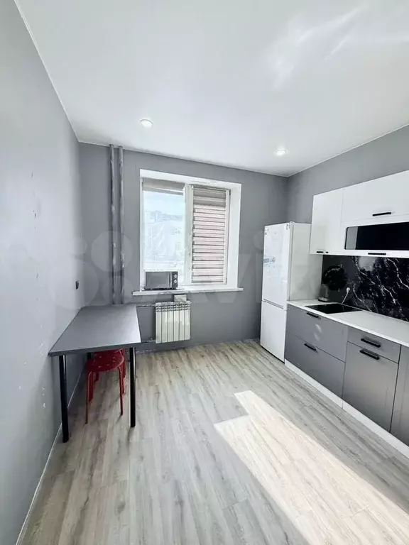 1-к. квартира, 40 м, 1/16 эт. - Фото 1