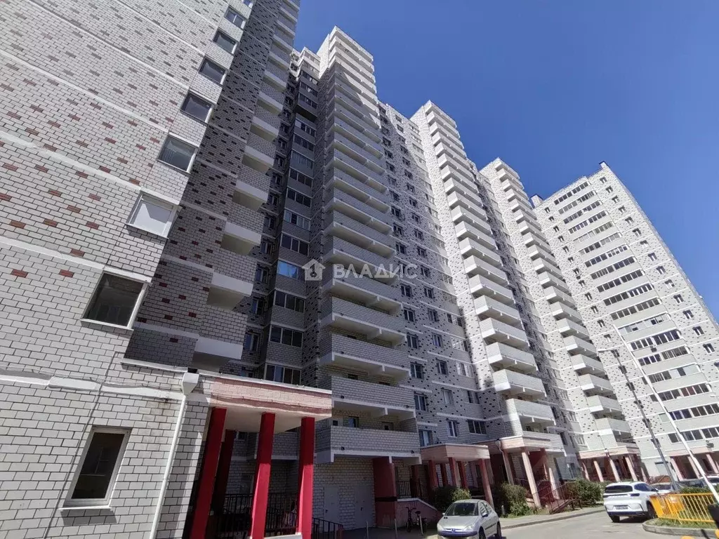 2-к кв. Калужская область, Калуга бул. Солнечный, 10 (51.0 м) - Фото 0