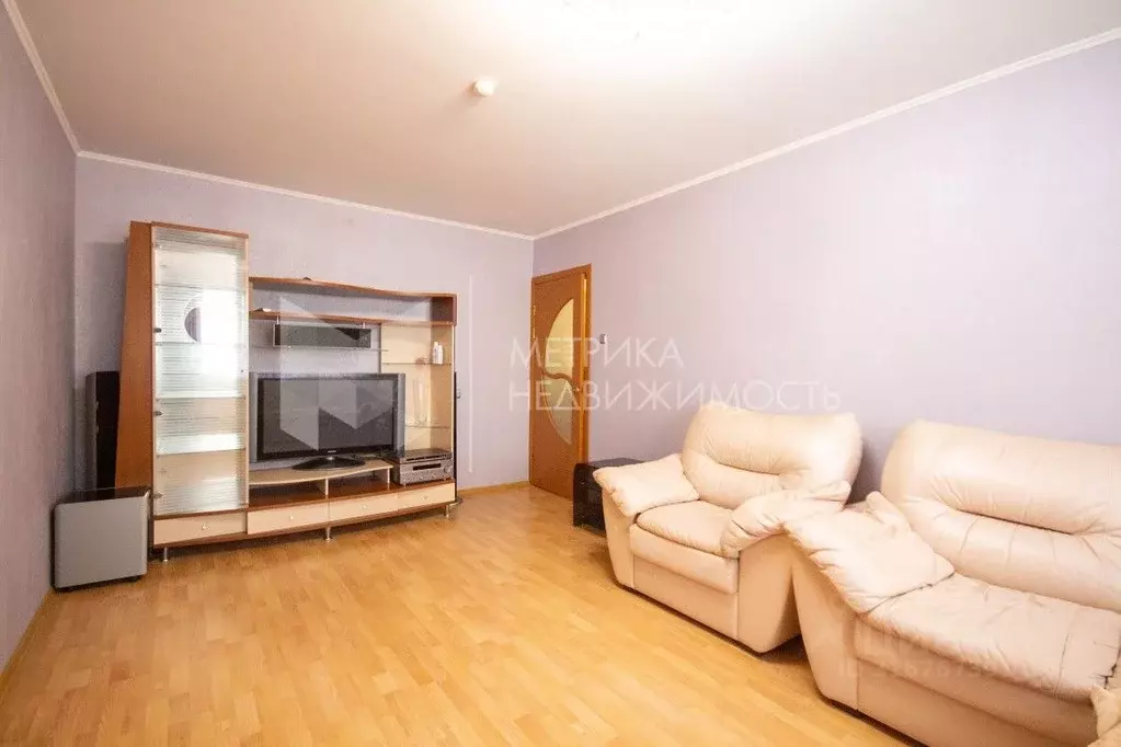 3-к кв. Тюменская область, Тюмень ул. Пермякова, 74к4 (98.0 м) - Фото 0