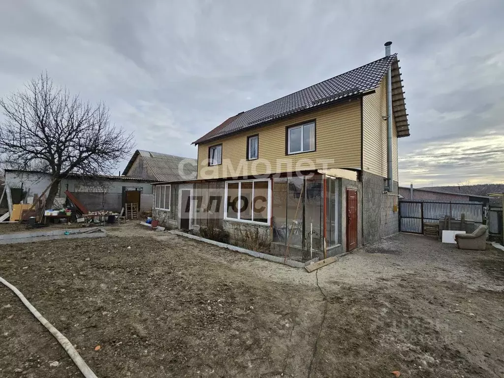 Дом в Волгоградская область, Волгоград Каменная ул. (132 м) - Фото 1