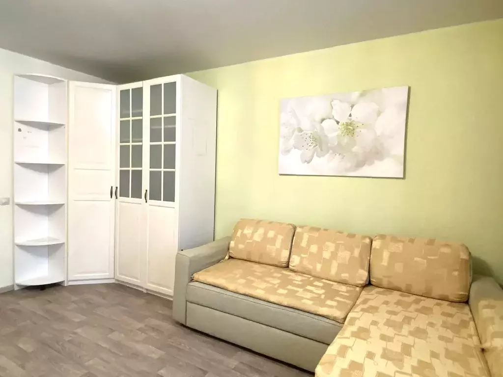 Студия Тюменская область, Тюмень ул. Верхнетарманская, 1 (32.2 м) - Фото 1