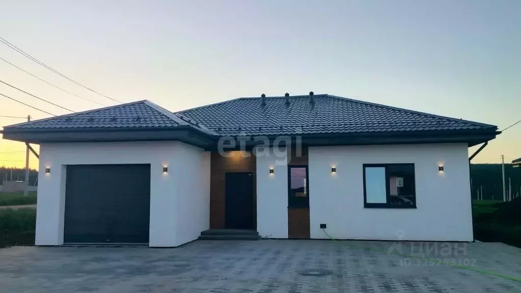 Дом в Свердловская область, Сысертский муниципальный округ, Кадниково ... - Фото 0