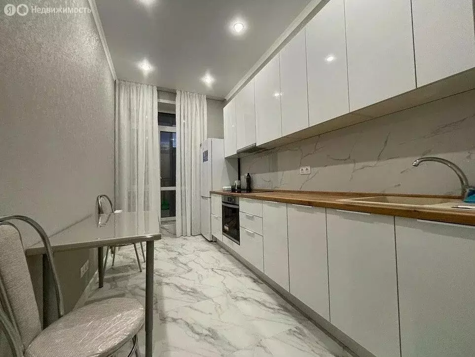 1-комнатная квартира: Краснодар, улица Красных Партизан, 1/4к15 (38 м) - Фото 1