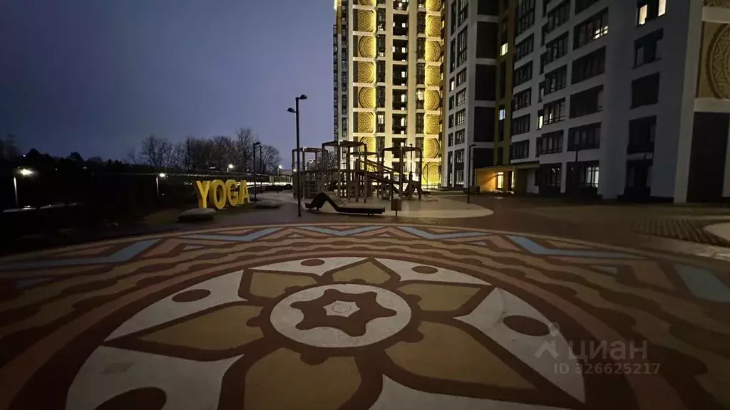 2-к кв. Удмуртия, Ижевск Районная ул., 57к1с2 (60.7 м) - Фото 2