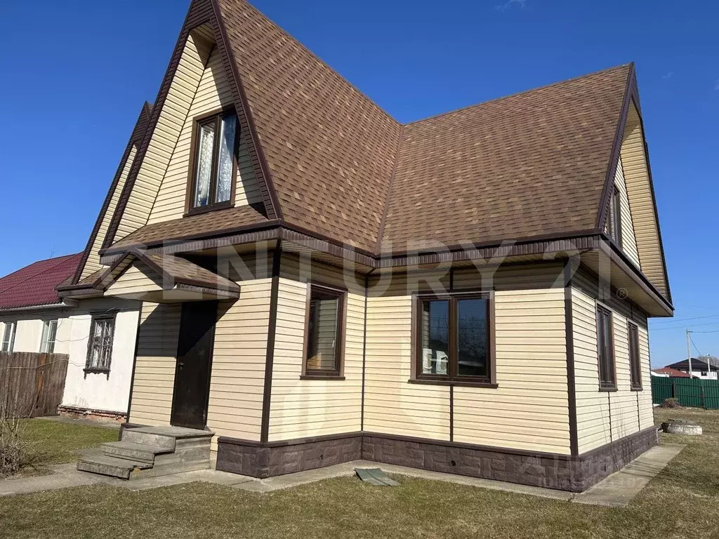 Дом в Калужская область, с. Совхоз Боровский ул. Советская, 20 (230 м) - Фото 2