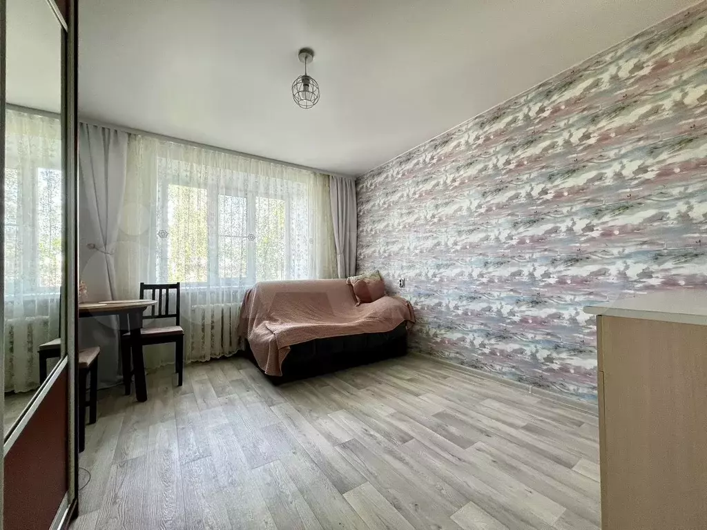 Комната 12,9 м в 4-к., 5/5 эт. - Фото 1