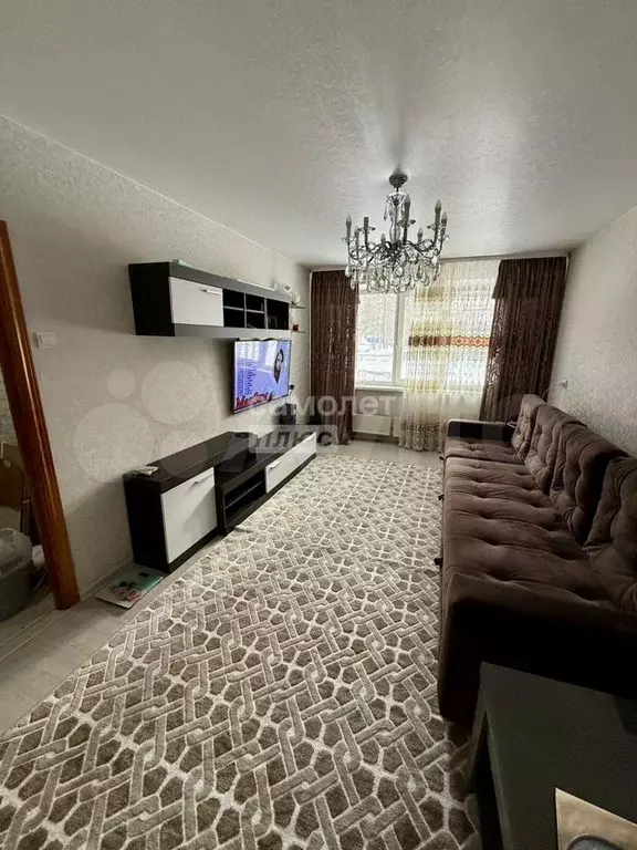 2-к. квартира, 48,9 м, 1/5 эт. - Фото 0