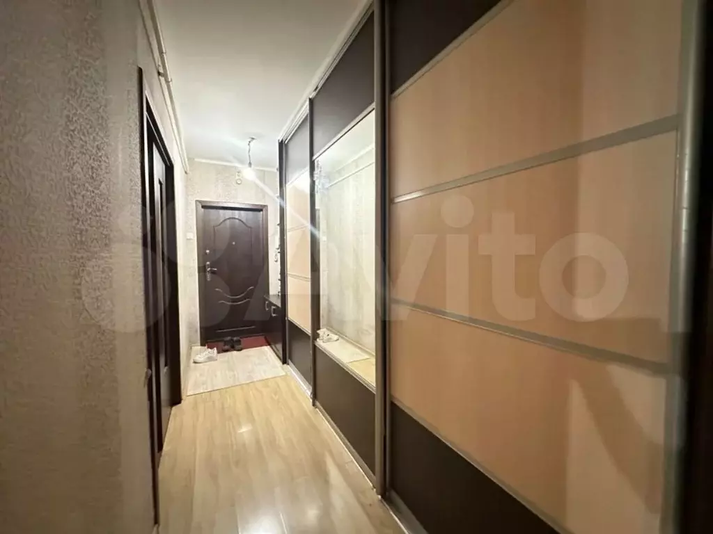 2-к. квартира, 52 м, 1/9 эт. - Фото 0