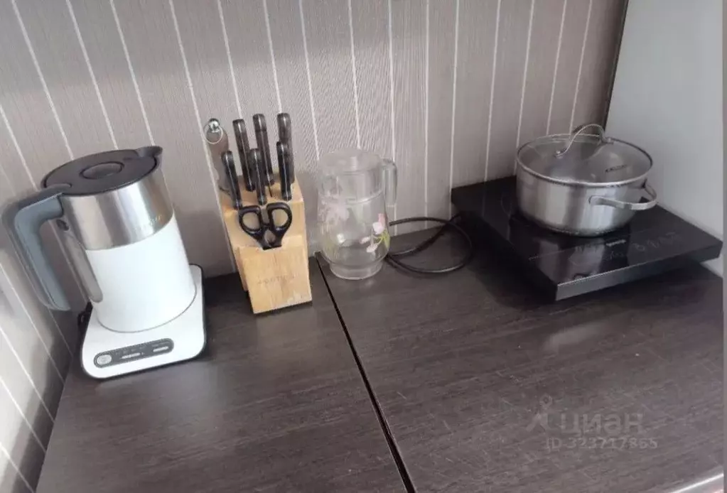 Комната Кемеровская область, Кемерово Спортивная ул., 34А (12.0 м) - Фото 1