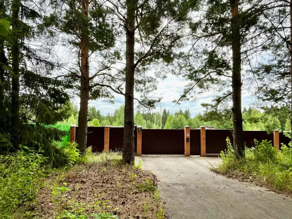 Участок в Удмуртия, с. Завьялово ул. Крымская (10.0 сот.) - Фото 1