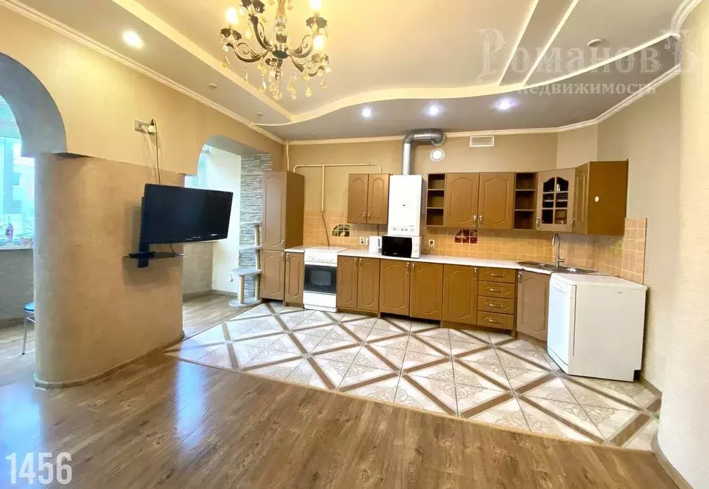 3-к кв. Ставропольский край, Ставрополь ул. Ленина, 31 (132.0 м) - Фото 2