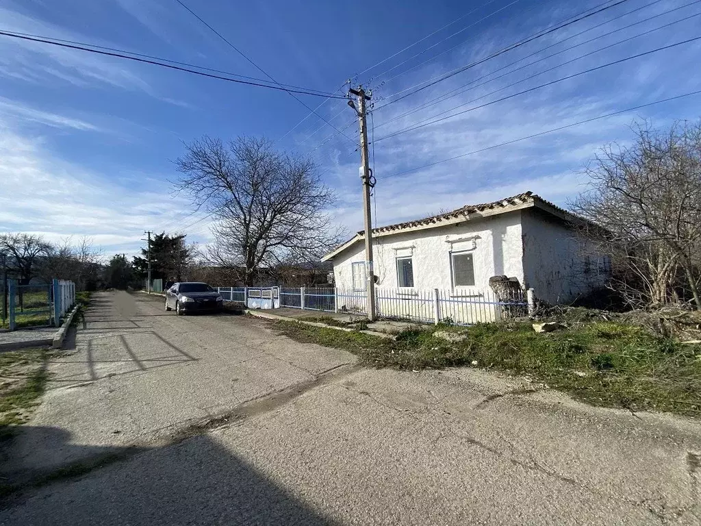 Дом в Крым, Белогорский район, с. Курское ул. Чехова, 6 (116 м) - Фото 2