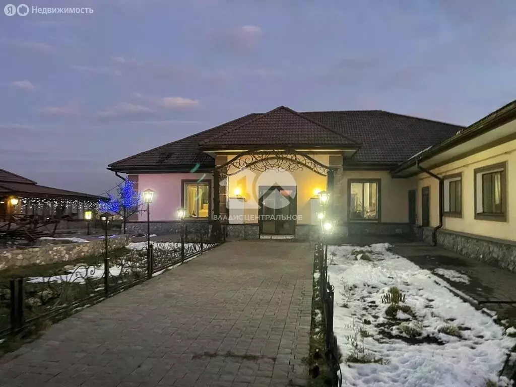 Дом в Искитим, улица Западный Жилмассив, 232 (374 м) - Фото 2