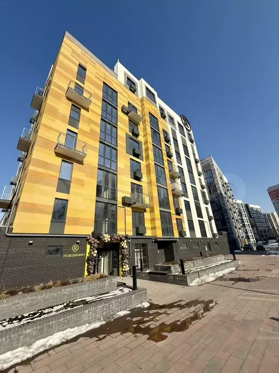 1-к. квартира, 56,8 м, 3/9 эт. - Фото 0