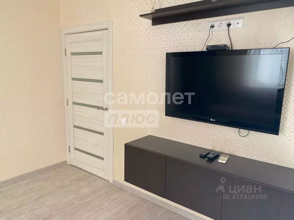 1-к кв. Волгоградская область, Волгоград ул. 70-летия Победы, 10 (40.0 ... - Фото 1