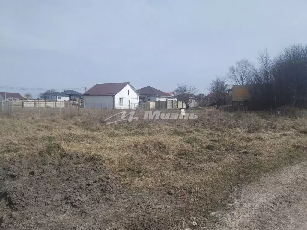 Участок в Крым, Симферопольский район, Чистенское с/пос, с. ... - Фото 1