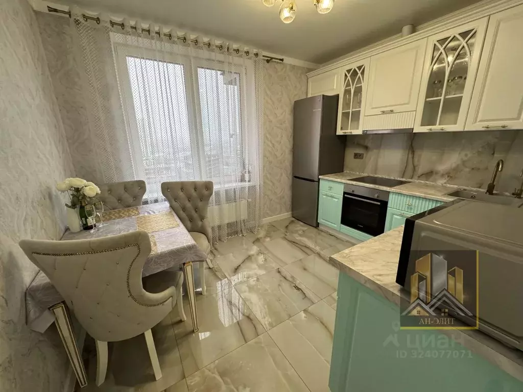 2-к кв. Татарстан, Казань ул. Родины, 26В (53.0 м) - Фото 2