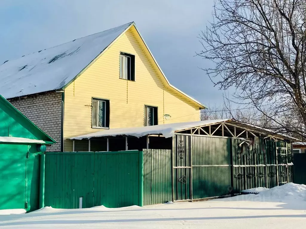 Дом в Башкортостан, Иглинский сельсовет, с. Иглино ул. Пухова (194 м) - Фото 0