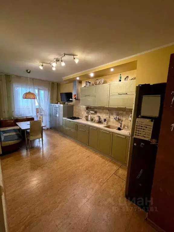2-к кв. Саратовская область, Энгельс ул. Кондакова, 48 (60.0 м) - Фото 0