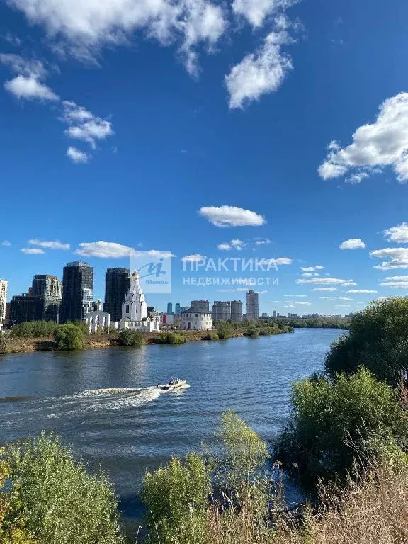 Продается 2-комнатная квартира - Фото 1