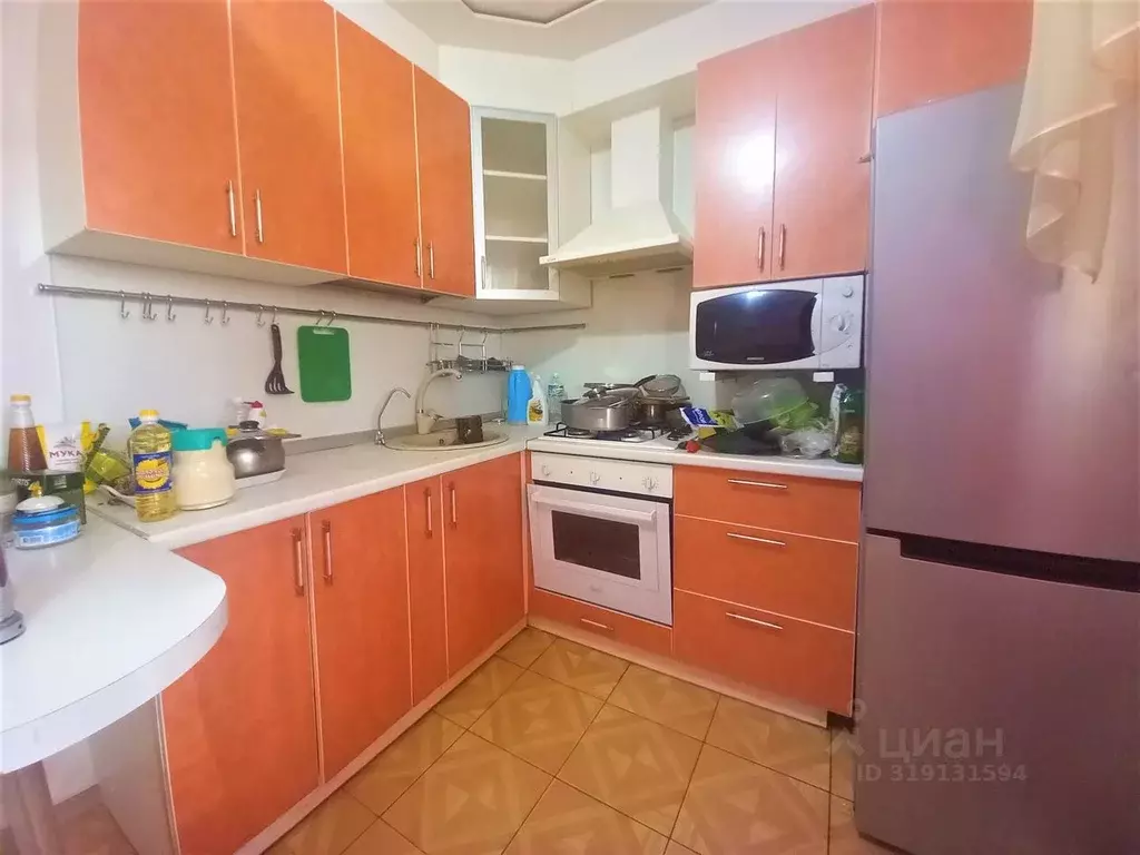 2-к кв. Краснодарский край, Ейск Красная ул., 57/2 (67.3 м) - Фото 0