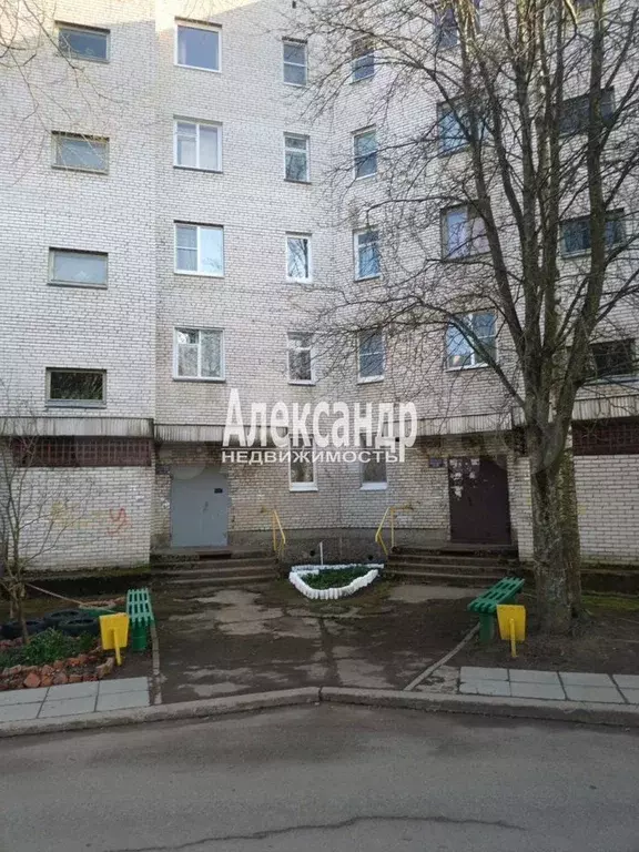 Комната 11,3 м в 2-к., 5/5 эт. - Фото 1