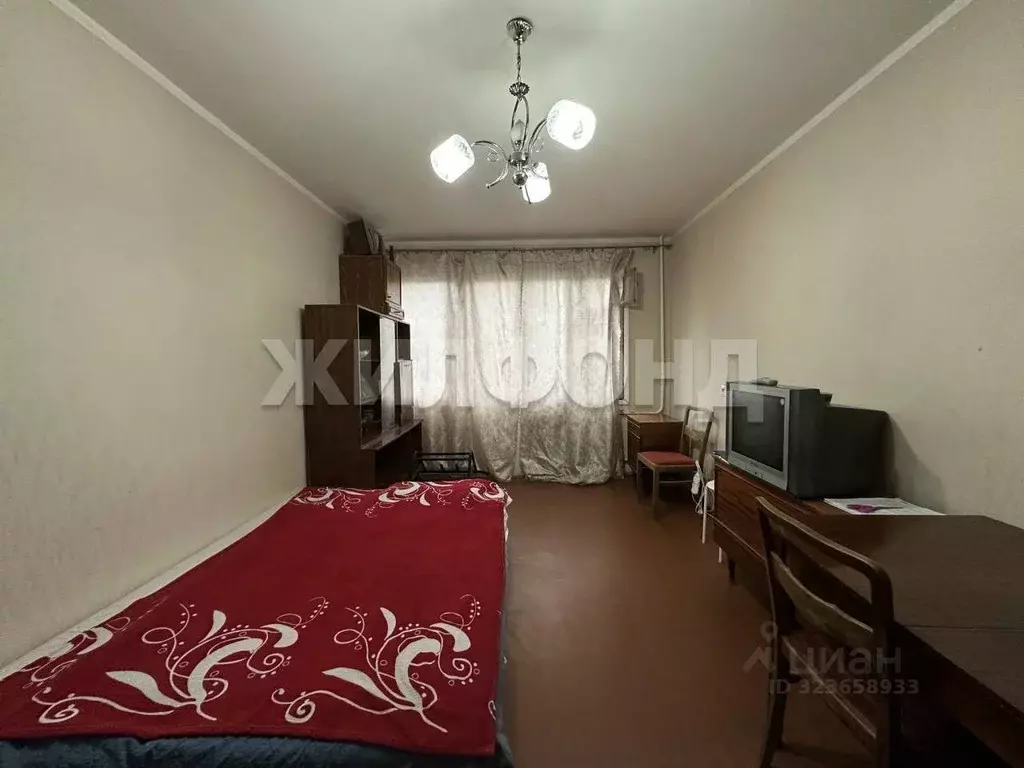 Комната Санкт-Петербург просп. Королева, 9 (18.0 м) - Фото 1