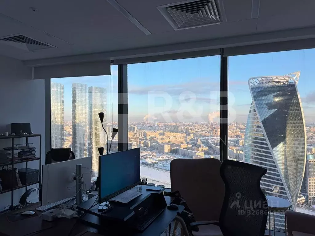 Офис в Москва наб. Пресненская, 12 (100 м) - Фото 1