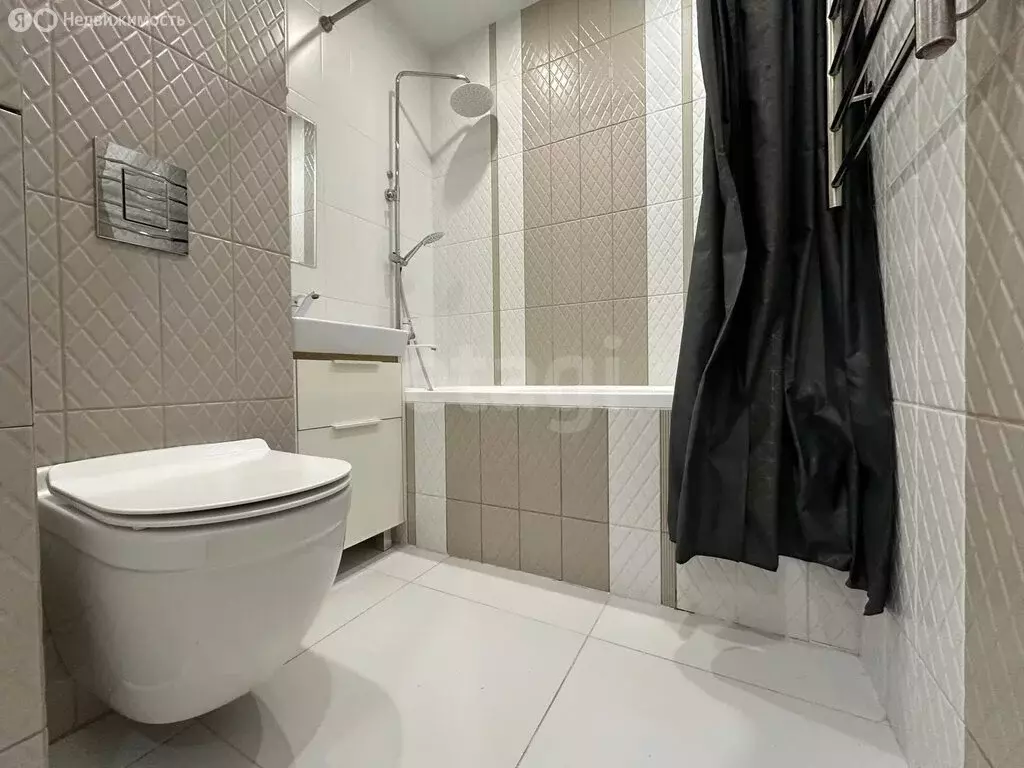 3-комнатная квартира: Воронеж, улица 45-й Стрелковой Дивизии, 247/4 ... - Фото 1