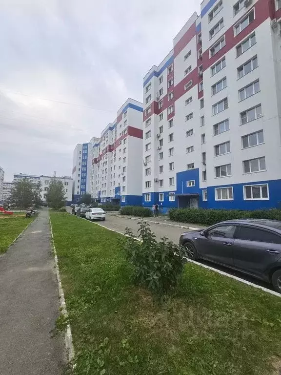 1-к кв. Курганская область, Курган Заозерный жилрайон, 5-й мкр, 16к4 ... - Фото 0