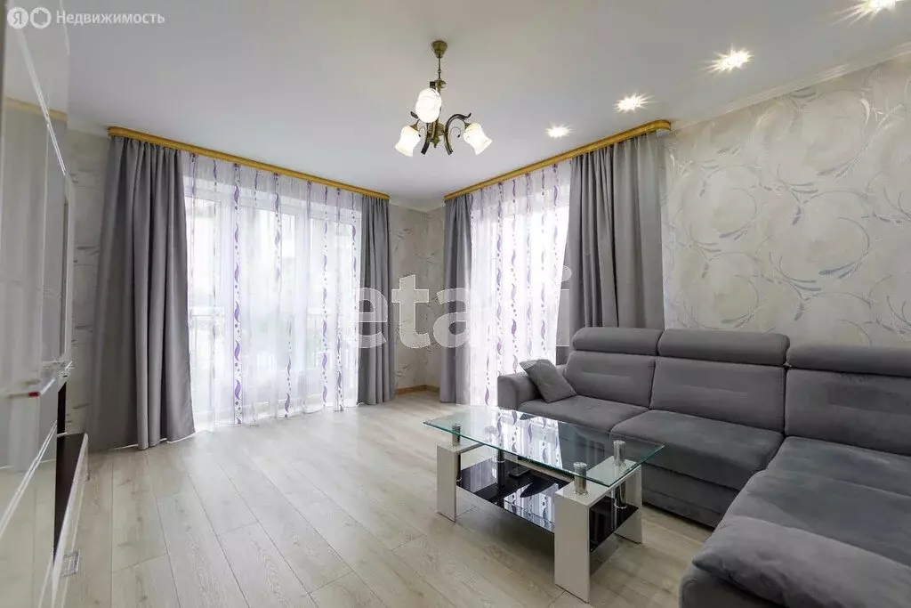2-комнатная квартира: Зеленоградск, Курортный проспект, 14А (56 м) - Фото 1