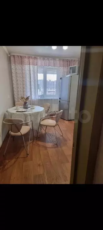 2-к. квартира, 60 м, 1/5 эт. - Фото 1