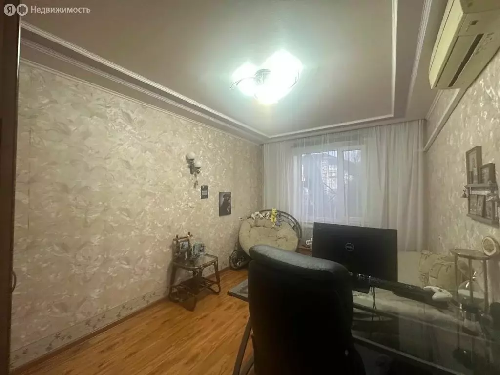 4-комнатная квартира: Пятигорск, улица Панагюриште, 18 (112 м) - Фото 1