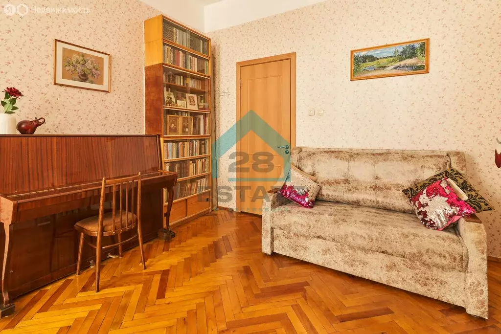 2-комнатная квартира: Санкт-Петербург, улица Маяковского, 17 (79.4 м) - Фото 0
