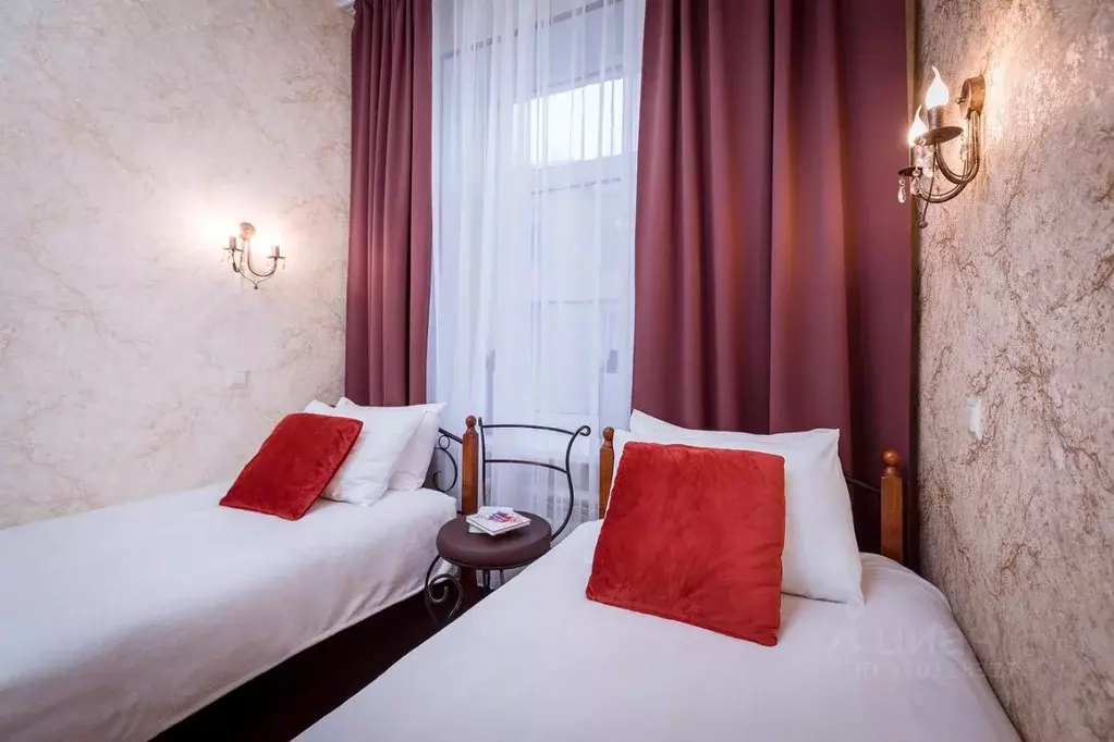 Комната Санкт-Петербург Гороховая ул., 31 (13.0 м) - Фото 1